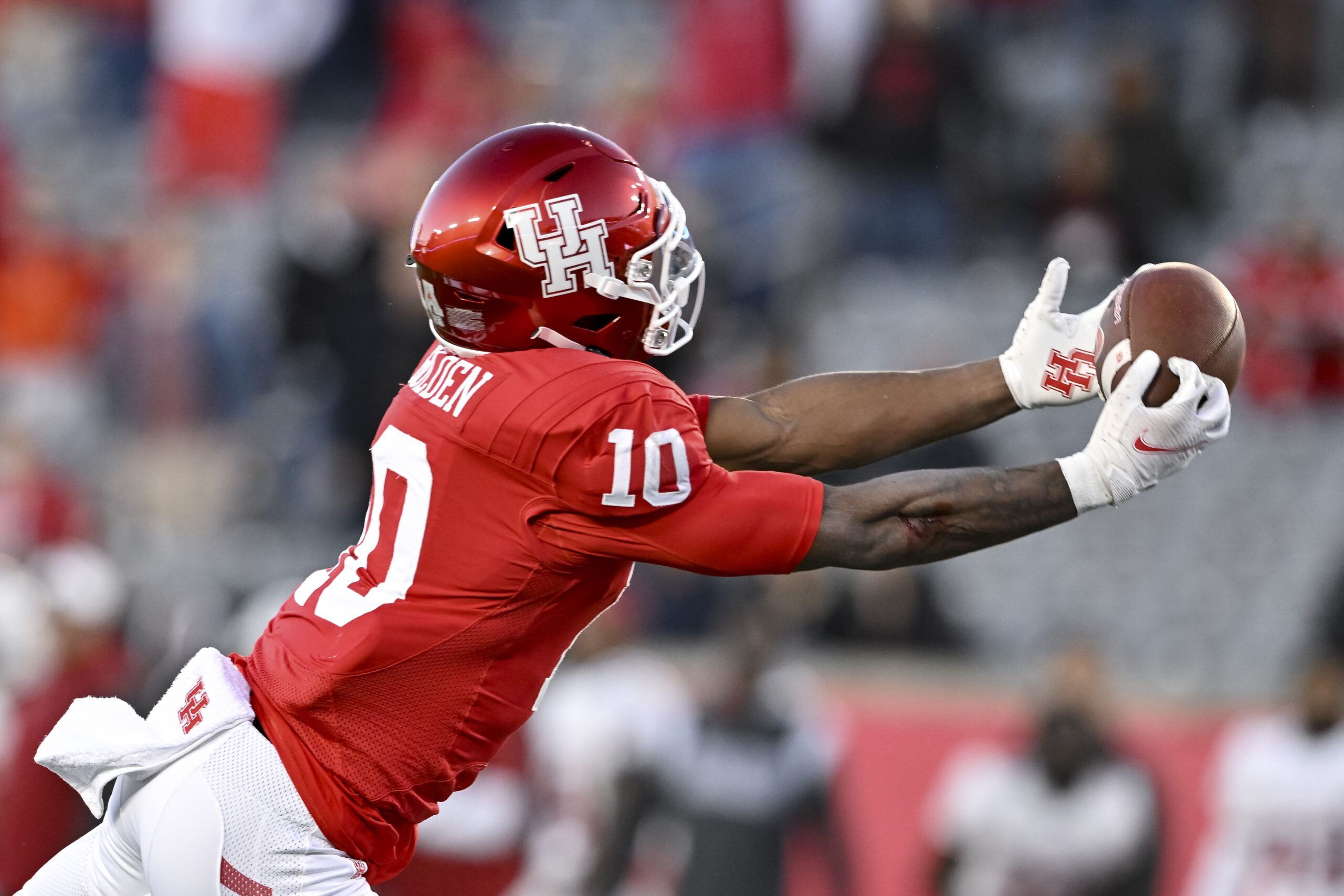 BONUS: Houston Cougars Kick Off 2023 Season in New Oiler-Themed