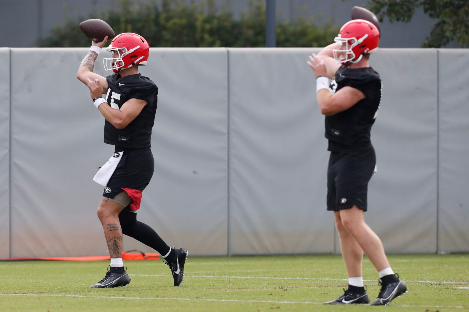 picture of carson beck georgia quarterback