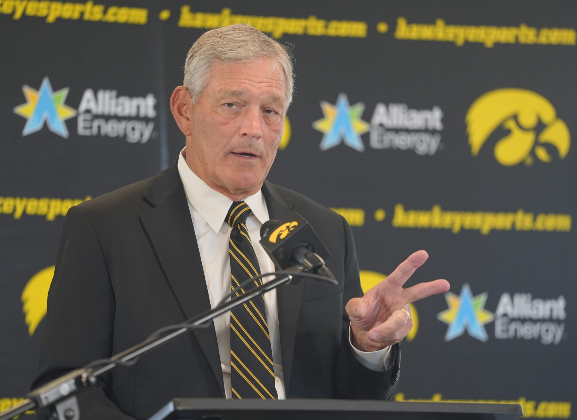 Iowa football schedule