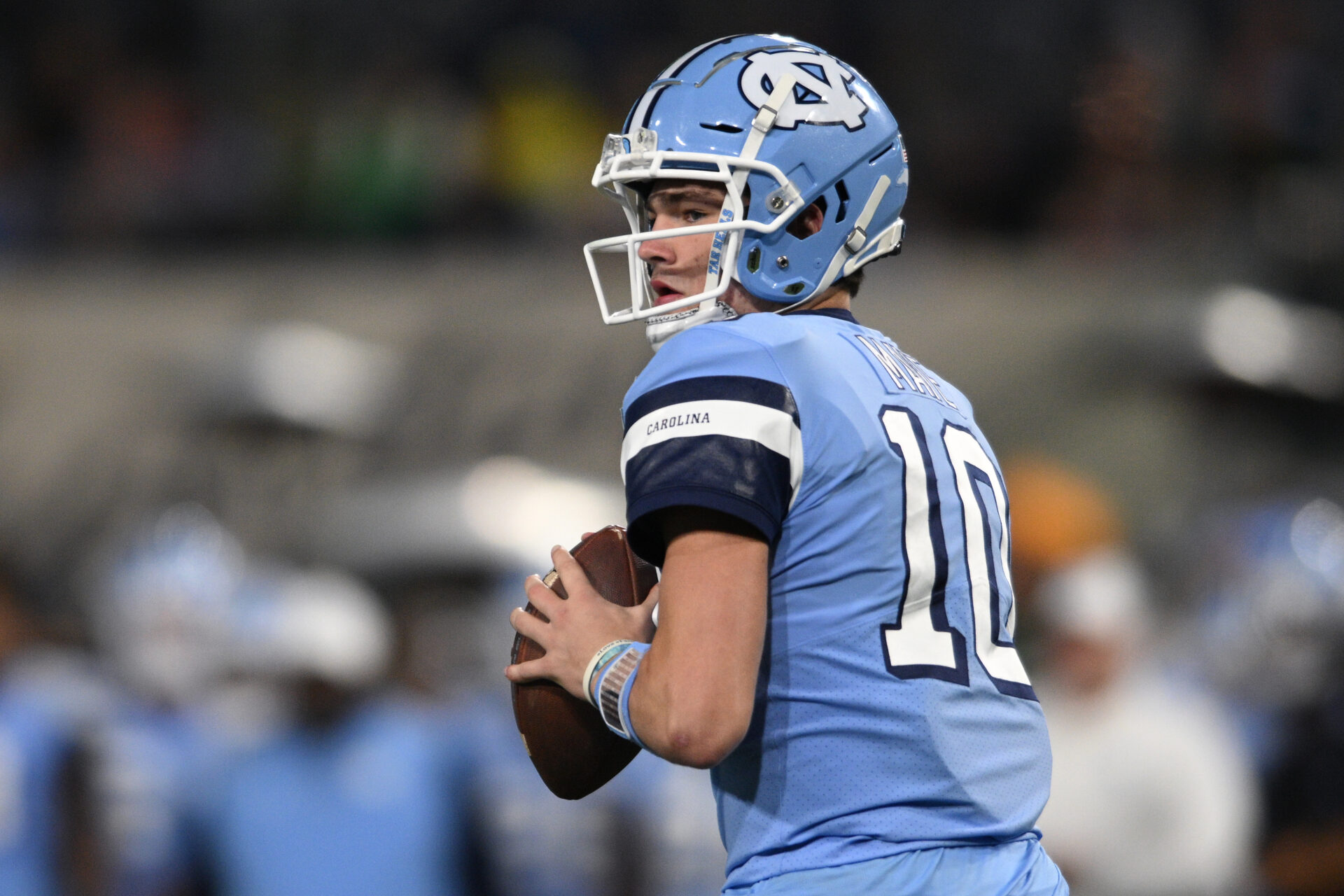 Dec 28, 2022; San Diego, CA, USA; North Carolina Tar Heels quarterback Drake Maye (10) looks to pass against the Oregon Ducks during the first quarter of the 2022 Holiday Bowl at Petco Park. Mandatory Credit: Orlando Ramirez-USA TODAY Sports