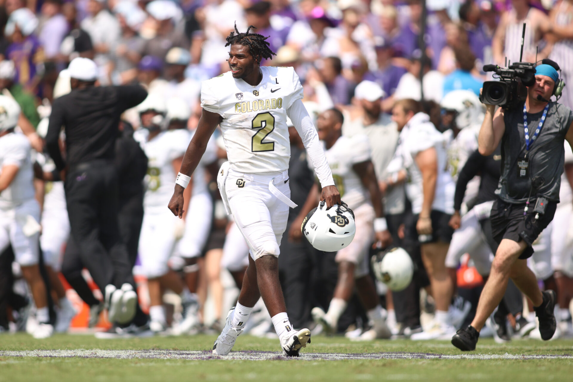 How efficient was Shedeur Sanders at Colorado?
