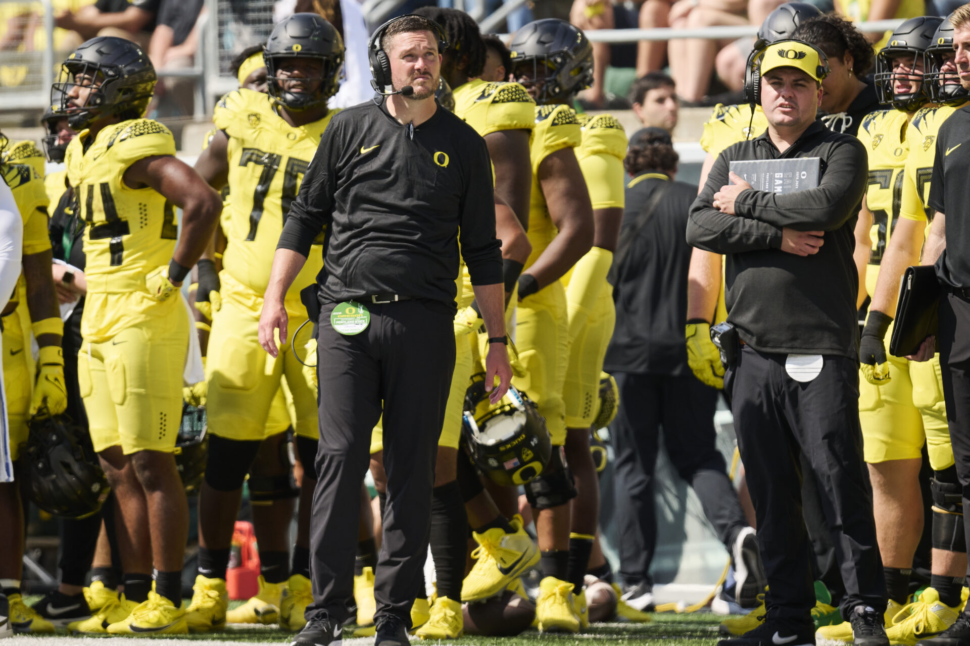Oregon football roster