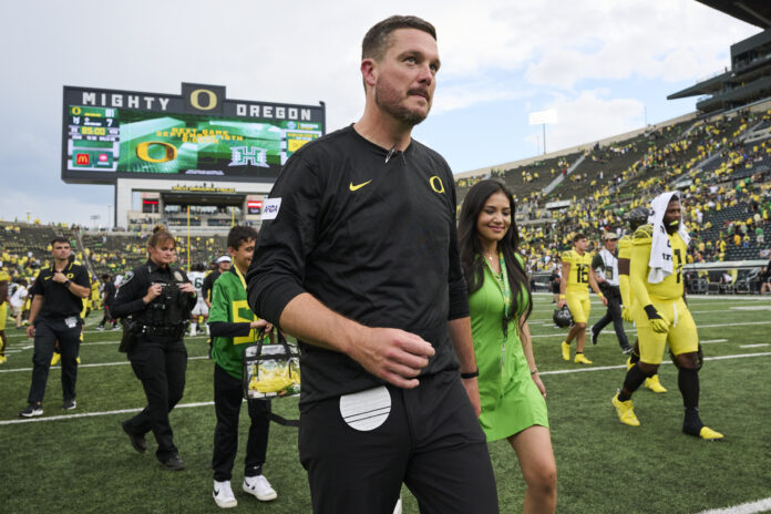 Dan Lanning contract, salary, net worth and more with the Oregon Ducks