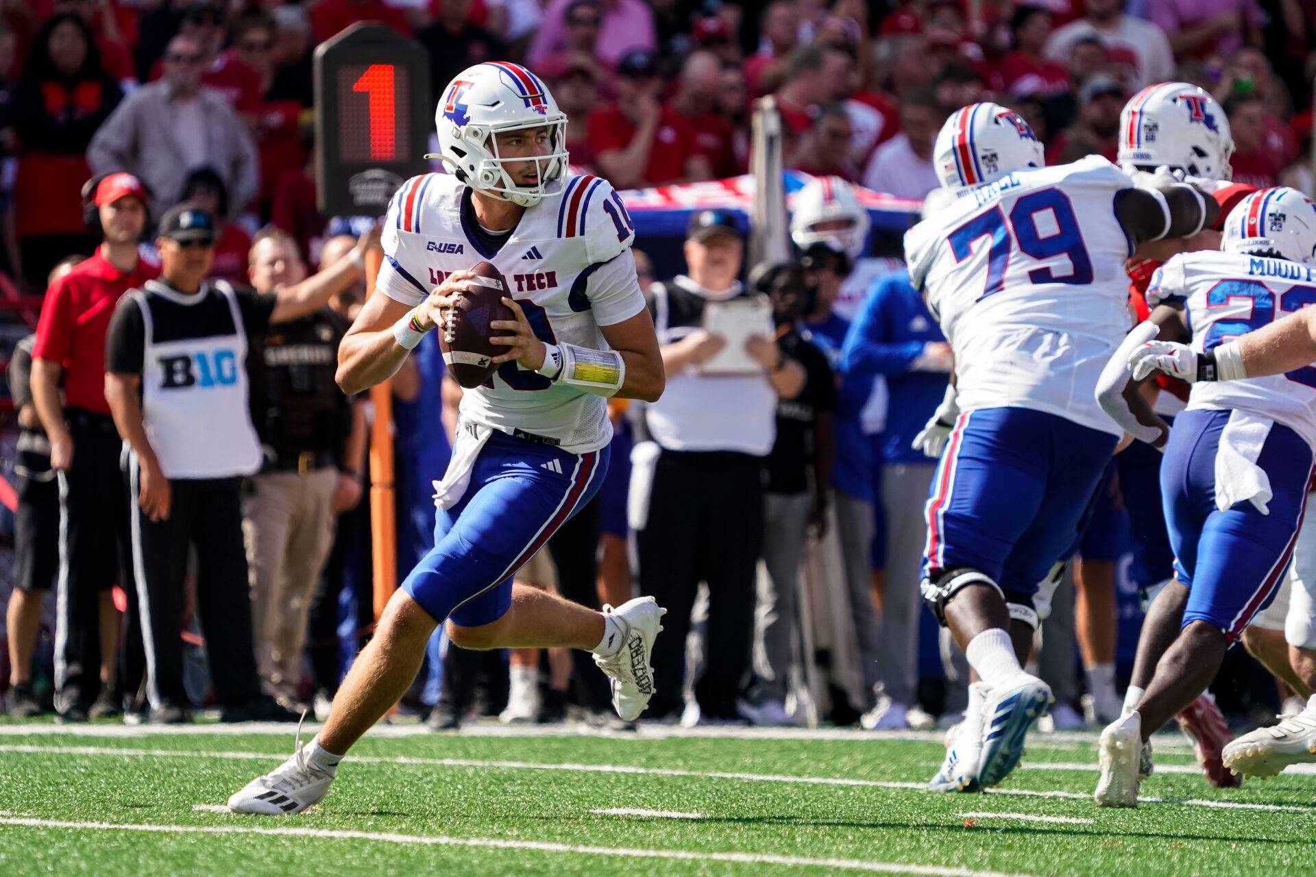 The Conference USA Football Schedule for Week 6 includes TV networks, game times, latest odds, and more