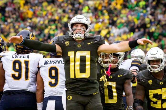 On the latest Heisman watch and odds update, Oregon's Bo Nix is rising, and he and Michael Penix Jr. may be headed for a crucial conference title clash.
