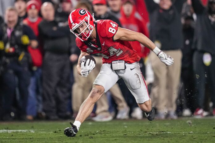 Georgia Bulldogs wide receiver Ladd McConkey (84) runs after a catch against the Mississippi Rebels.