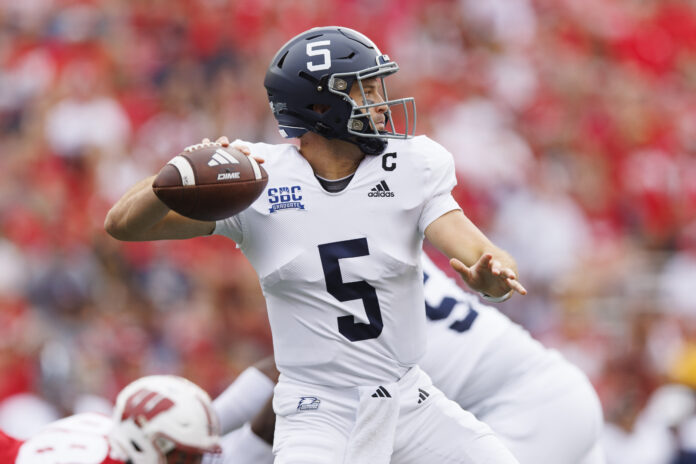 Bowl season opens up with a clash between Georgia Southern and Ohio. Step this way for the latest odds, DFS picks, and a Myrtle Beach Bowl prediction.