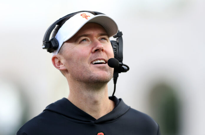 After a rough week of dealing with transfer portal entries, did Lincoln Riley and USC make up for it on NSD? A closer look at the early 2024 class for USC.