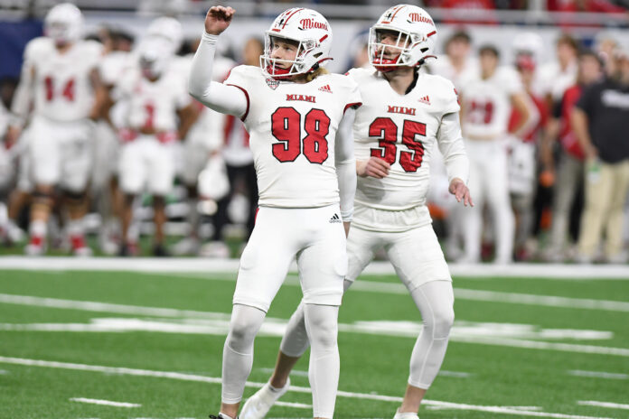 The Lou Groza Awrd was handed out to Graham Nicholson on Friday night, given to the nation's top placekicker for the 2023 season.