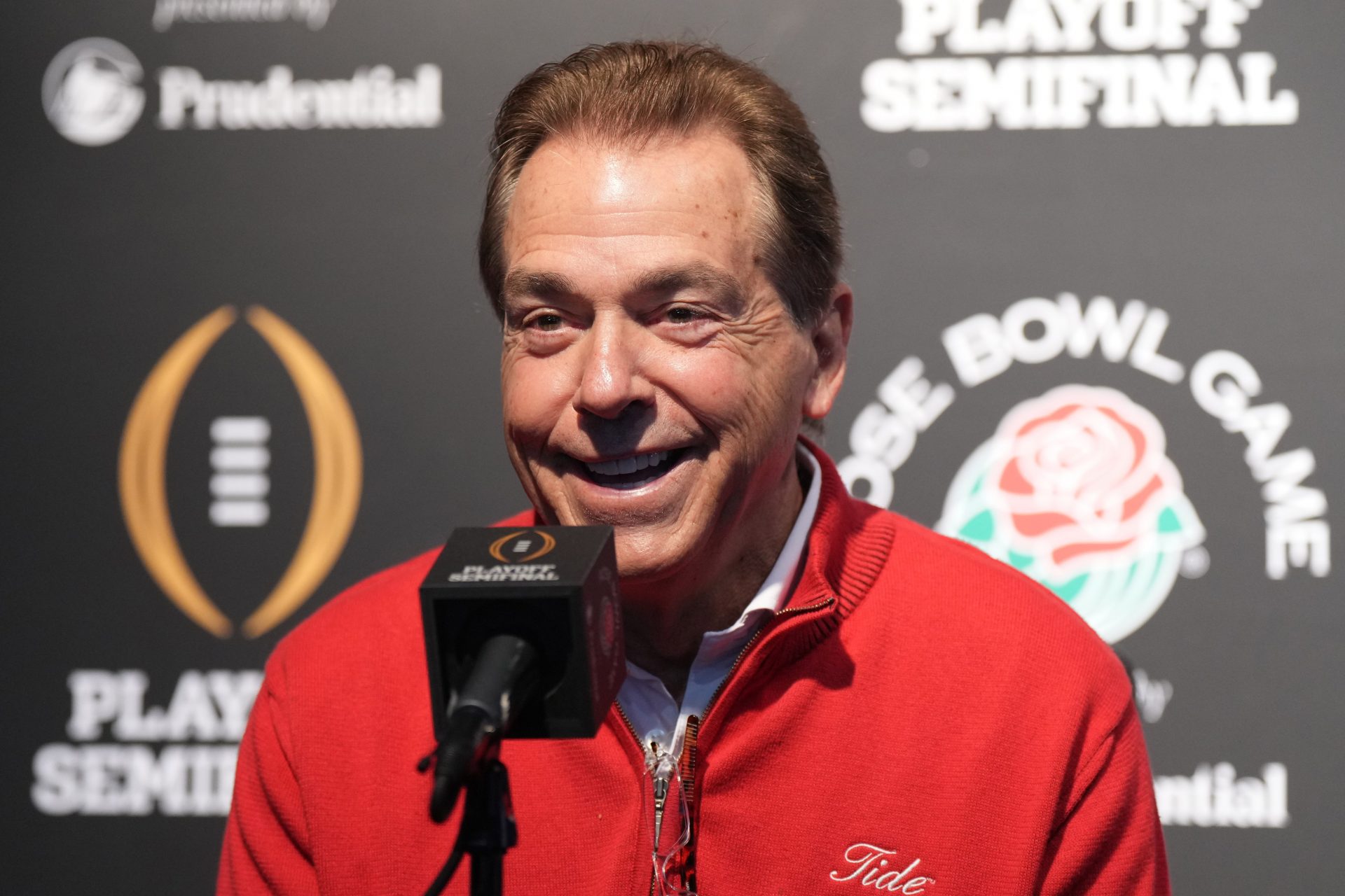 Alabama Crimson Tide head coach Nick Saban during Rose Bowl media day at Rose Bowl Stadium.