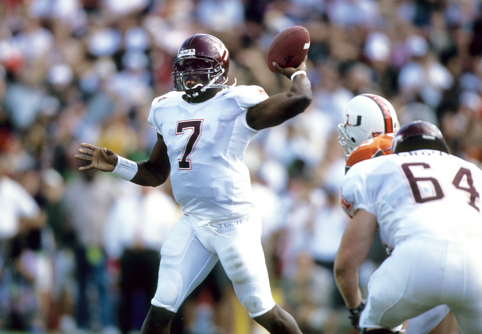 Who Are the Most Talented LeftHanded Quarterbacks in College Football