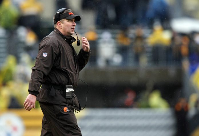 Dec 29, 2013; Pittsburgh, PA, USA; Cleveland Browns head coach Rob Chudzinski on the sidelines against the Pittsburgh Steelers in the second half at Heinz Field. The Steelers won the game, 20-7. Mandatory Credit: Jason Bridge-USA TODAY Sports