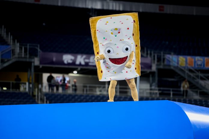 The Pop-Tarts Bowl will be in the game, but will you actually be able to eat the mascot as they did in real life in EA Sports College Football 25?