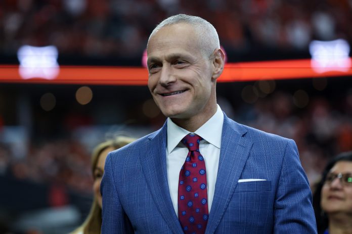 Big 12 commissioner Brett Yormark before the game between the Texas Longhorns and Oklahoma State Cowboys at AT&T Stadium.