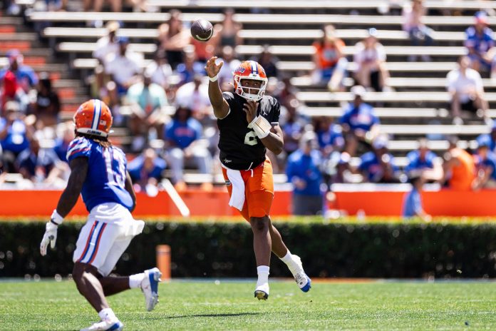 Florida Gators quarterback DJ Lagway (2) throws the ball during the second half at the Orange and Blue spring football game at Steve Spurrier Field at Ben Hill Griffin Stadium.