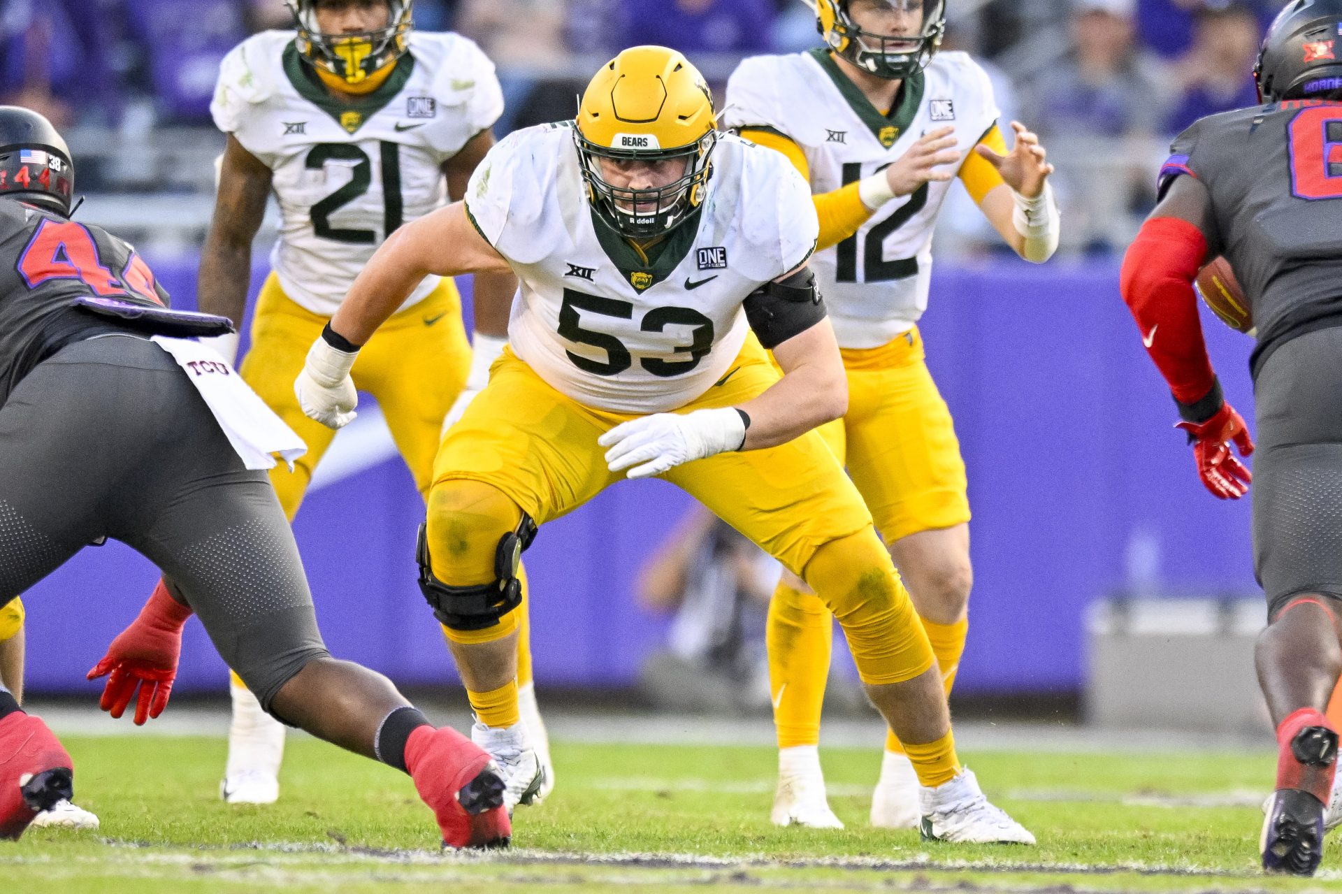 Baylor Bears' Top 10 Returning Players in 2024 Include Dequan Finn, Campbell Barrington