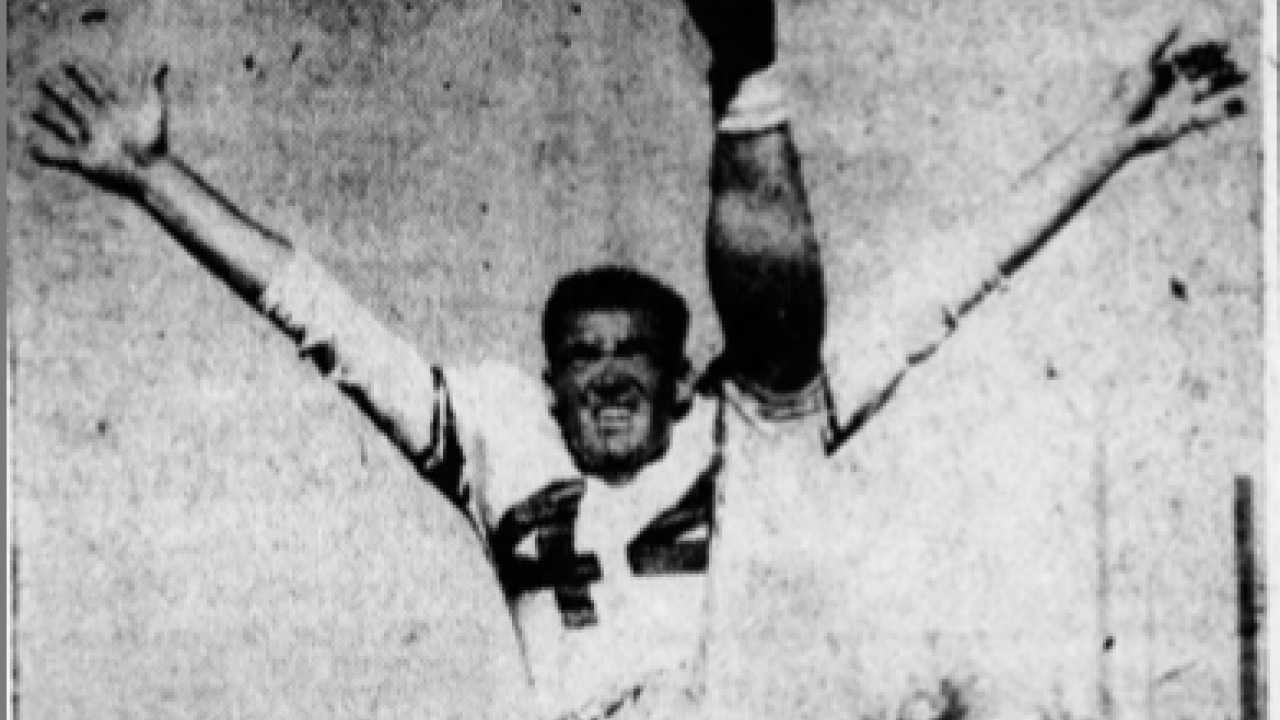 Most Famous Plays in College Football History: Pat Brady Punts Himself Into the Record Books