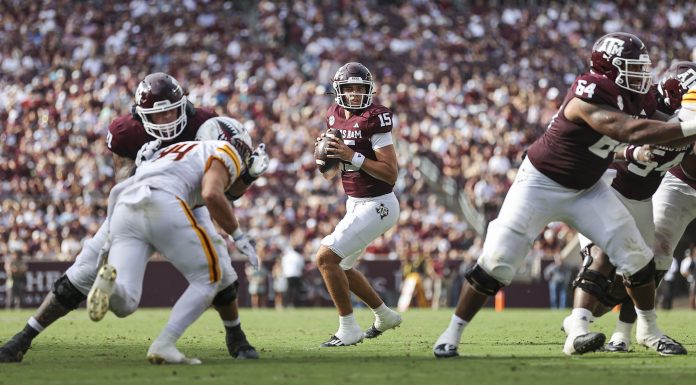 Two of college football's blue bloods meet in a Week 1 matchup as Notre Dame and Texas A&M square off in College Station, Texas.