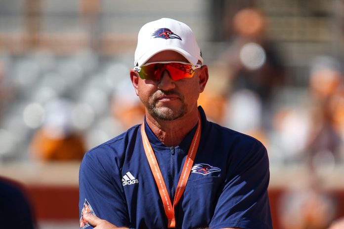 UTSA Roadrunners head coach Jeff Traylor before the game between the Tennessee Volunteers and the UTSA Roadrunners at Neyland Stadium. Mandatory Credit: Randy Sartin-USA TODAY Sports