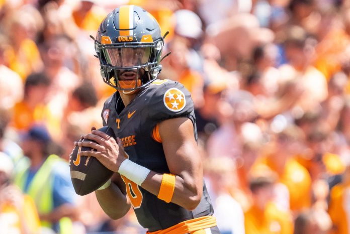 Tennessee quarterback Nico Iamaleava (8) during Tennessee's game against Chattanooga in Neyland Stadium.