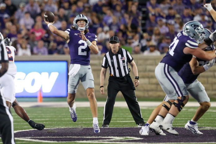 Kansas State Wildcats quarterback Avery Johnson (2) passes the ball during the third quarter against the Tennessee-Martin Skyhawks at Bill Snyder Family Football Stadium.