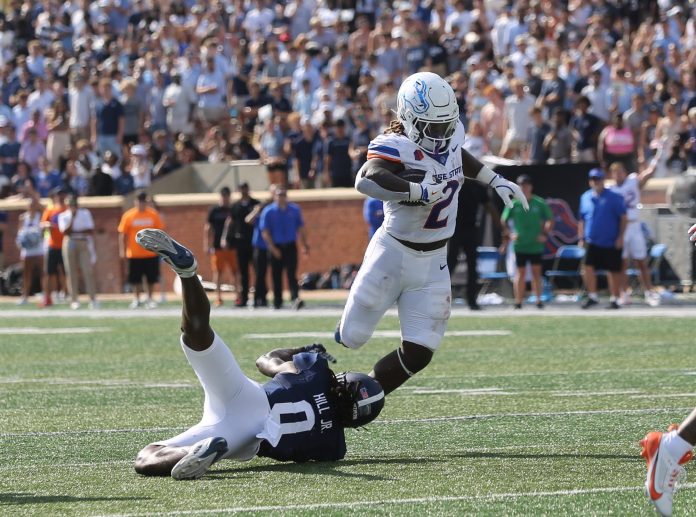 Ashton Jeanty ran wild for the Broncos, and he headlines the Mountain West Players of the Week following a historic performance in Georgia.