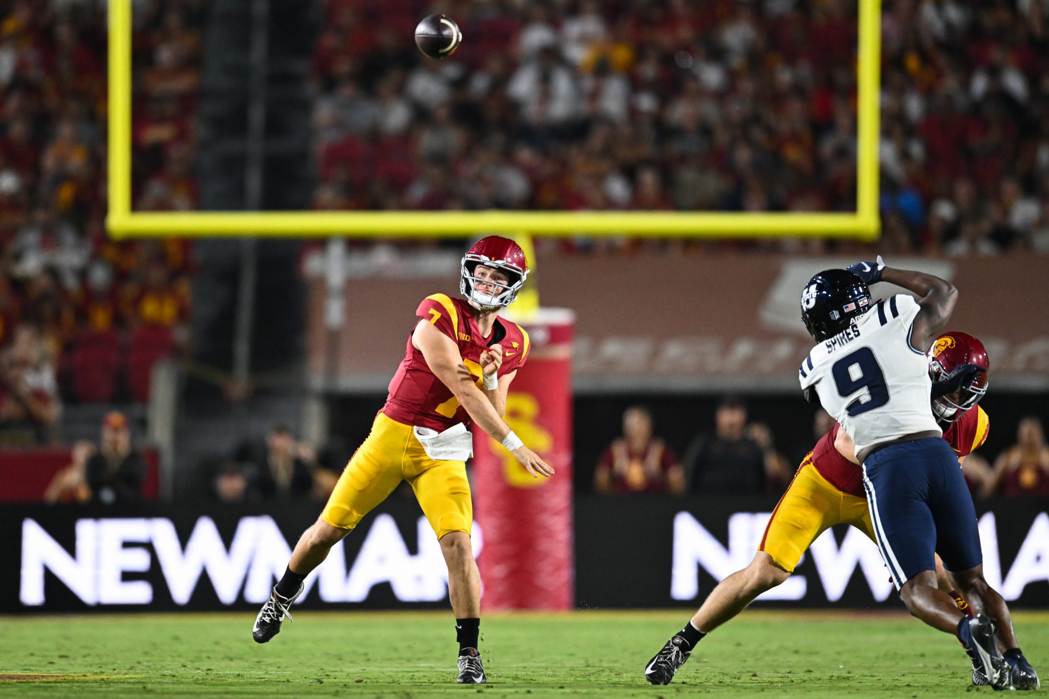 Wisconsin vs. USC Prediction Miller Moss' Field Day vs UW