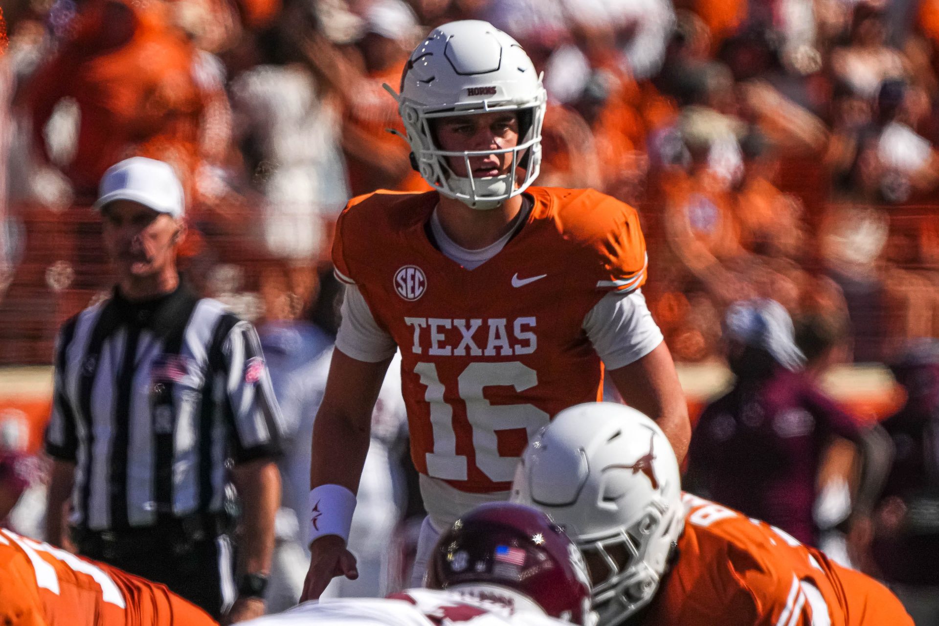 Texas Lead the Undefeated College Football Teams Rankings