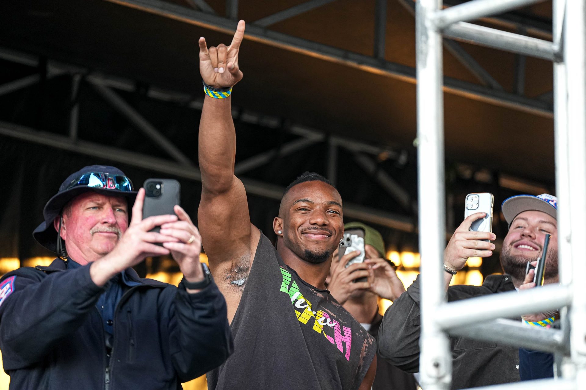 Texas Longhorns legend Bijan Robinson is generating excitement after posting about the lopsided Week 2 clash between Michigan and Texas.