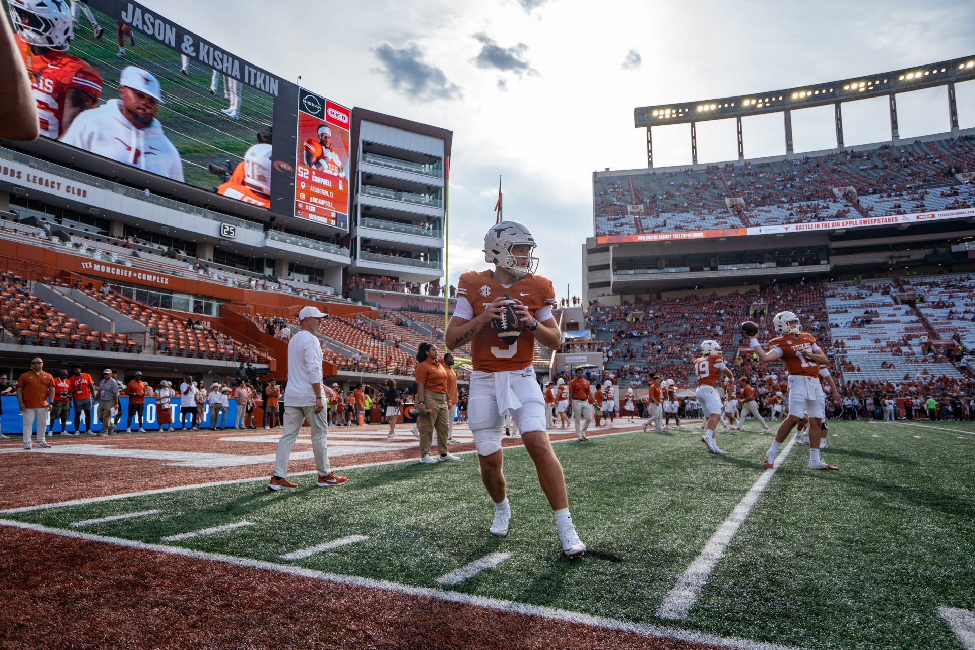 Everything you need to know about Texas QB Quinn Ewers for Week 7, including his up-to-date stats, injury updates, draft status, and more.