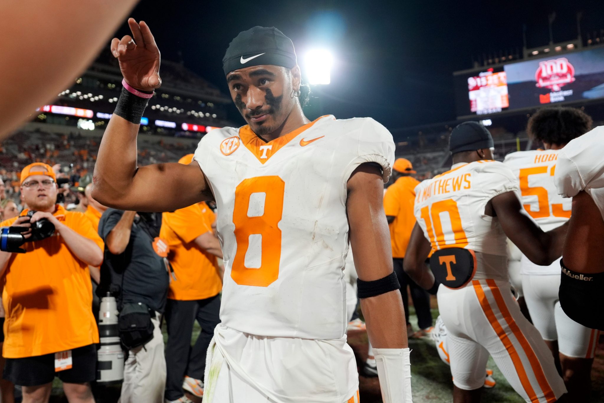 Tennessee vs. Arkansas Prediction Nico Iamaleava Gets Going