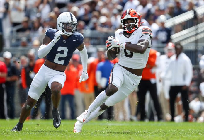 Tuesday night MACtion is back for Week 11, and our Western Michigan vs. Bowling Green prediction show exactly why this matchup is one you can’t miss.