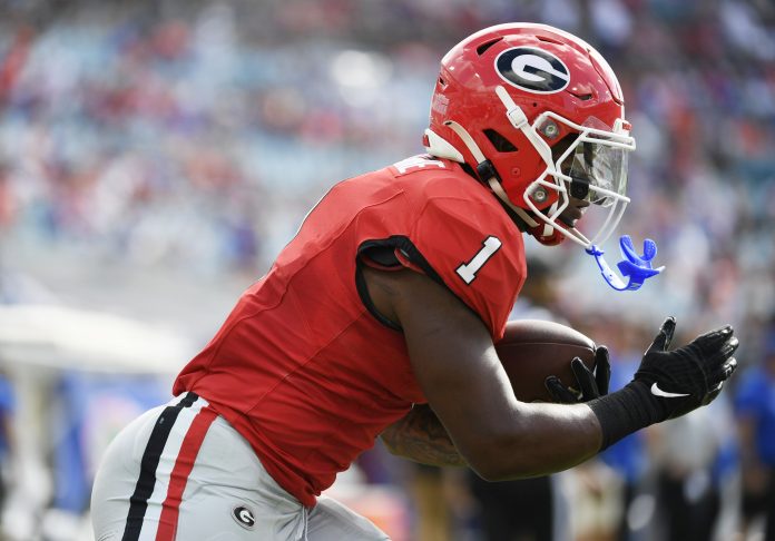 Trevor Etienne left the field early the last time the Bulldogs were on the field, but he's apparently ready to play through it in Week 11 vs. Ole Miss.