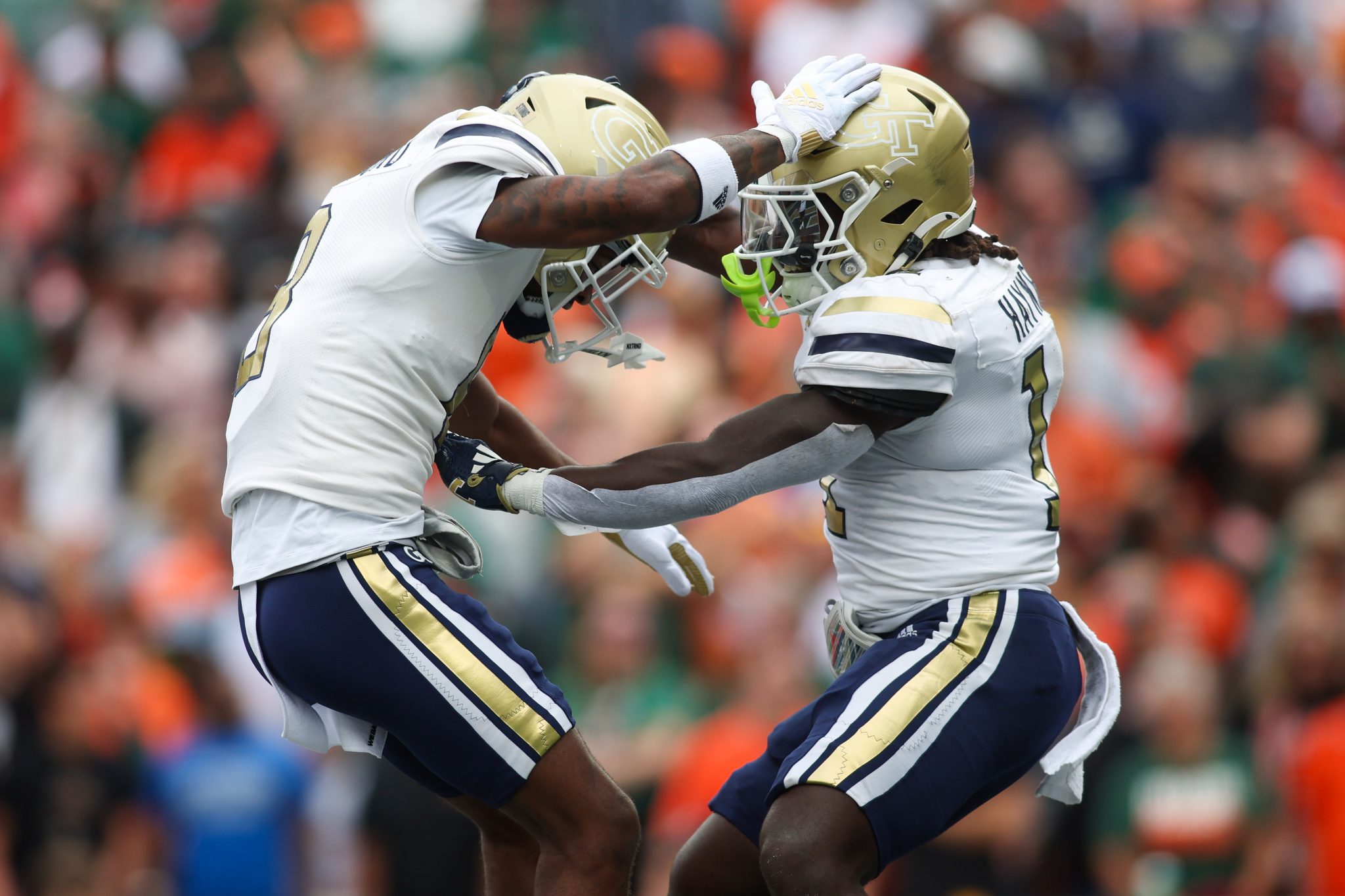 Tech vs. Prediction Jamal Haynes Helps Jackets Cover