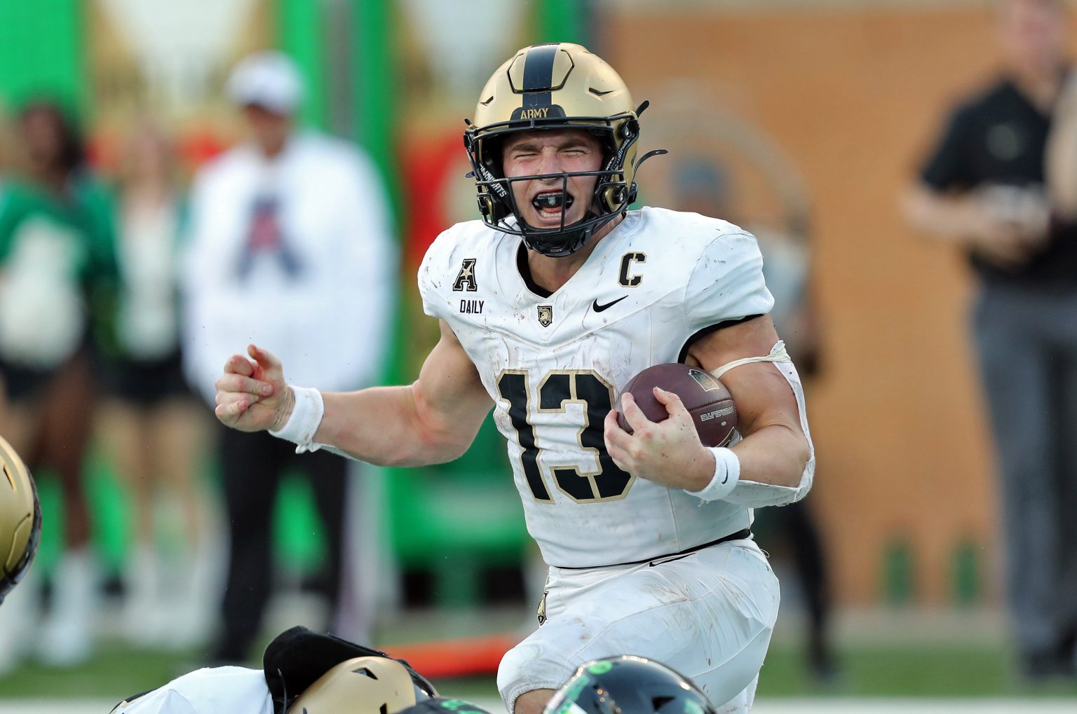 Army vs. Notre Dame Prediction: Bryson Daily Powers Black Knights