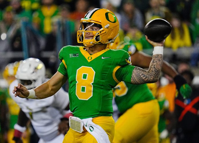 The Ducks are on a three-game winning streak against the Badgers, but only by an average of 4 points. Where does our Oregon vs. Wisconsin prediction lean?