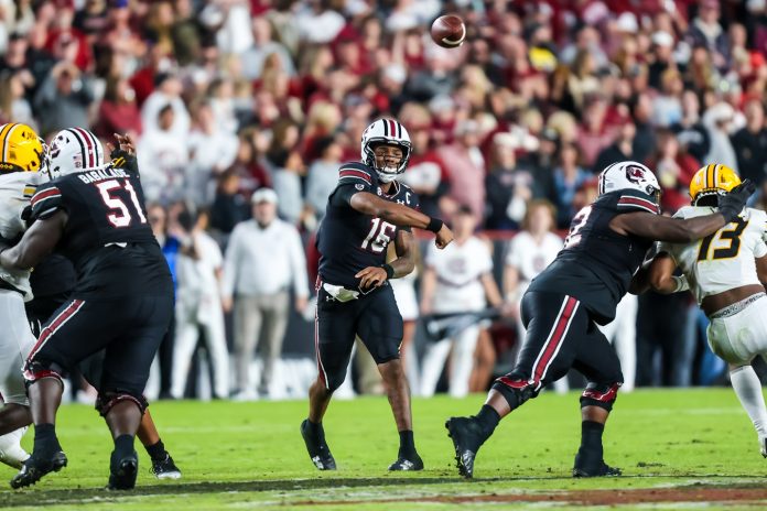 South Carolina Gamecocks quarterback LaNorris Sellers (16) passes against the Missouri Tigers in the second quarter at Williams-Brice Stadium.