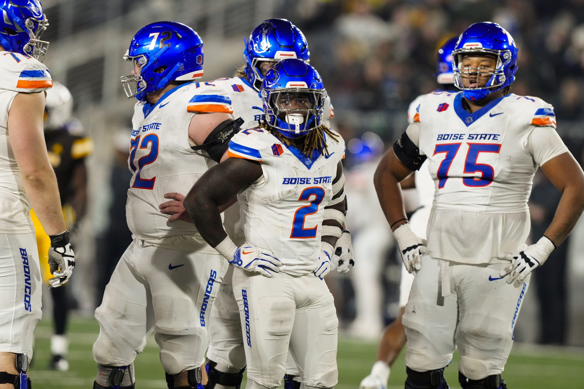 After his standout 2024 season, Boise State RB Ashton Jeanty treated his offensive line to a dinner, taking a jab at the bill in the process.