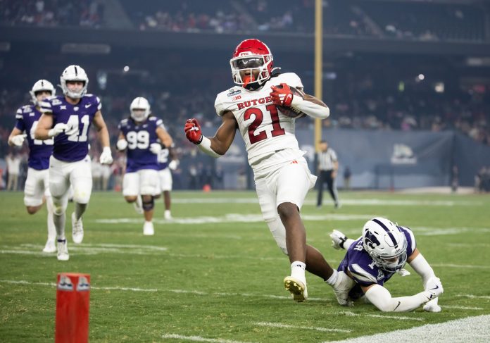 'INSANE' - College Football Fans React To Epic Fake Tush Push, Blind Handoff Touchdown in Rate Bowl