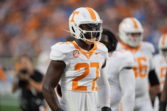 Tennessee Volunteers defensive lineman James Pearce Jr. (27) during pregame activities against the North Carolina State Wolfpack at the Dukes Mayo Classic at Bank of America Stadium.