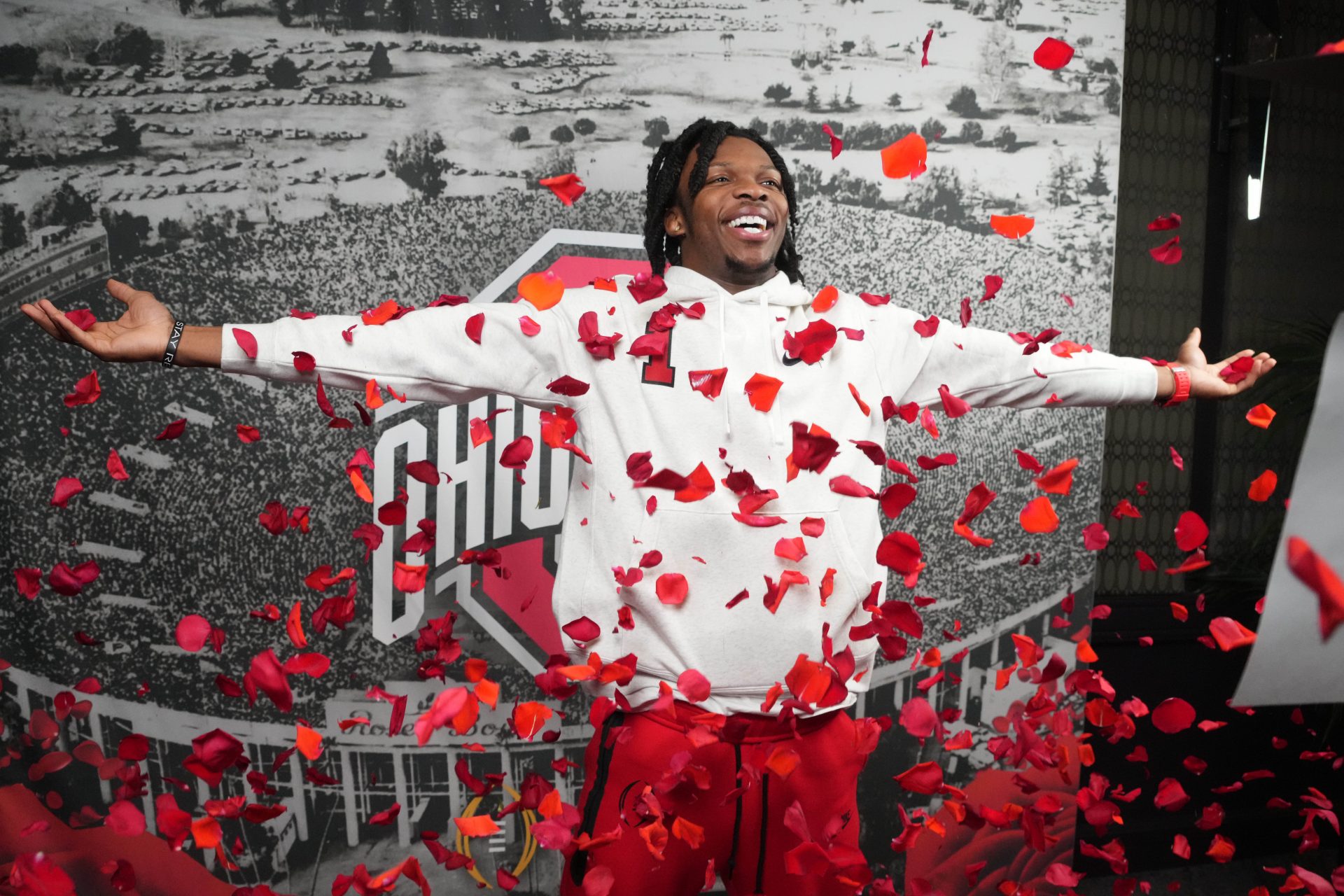 Ohio State cornerback Davison Igbinosun announces his return for 2025 with a bold goal: to become a first-round NFL draft pick. A big season awaits.