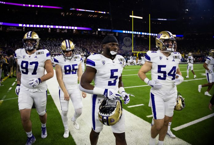 Not every college football player is NFL-bound, and Washington LB Drew Fowler had a tongue-in-cheek response to the end of his CFB career.