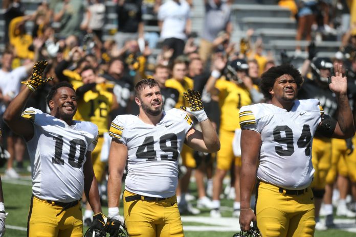 'Iowa’s Wave Is the Best Tradition in Sports' – Caitlin Clark Celebrates Hawkeyes Football and Community