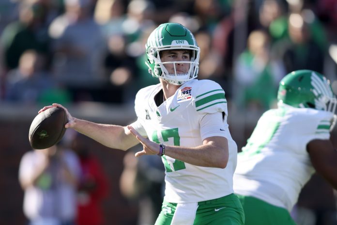 North Texas Mean Green quarterback Drew Mestemaker (17) throws a pass during the first quarter against the Texas State Bobcats at Gerald J. Ford Stadium.