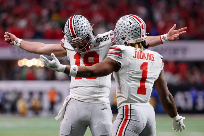 An excellent Will Howard first-half performance placed the Ohio State Buckeyes in position to win the CFP National Championship game.