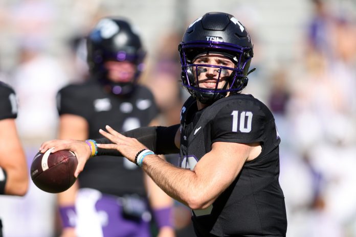 TCU Horned Frogs quarterback Josh Hoover (10) throws a pass before the game against the Arizona Wildcats at Amon G. Carter Stadium.