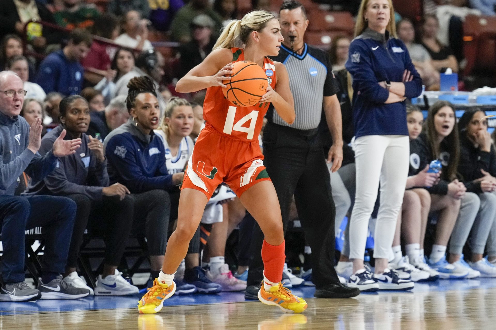 Hanna Cavinder hits 500 career assists! Sisters Haley Cavinder and Brandi Perkins celebrate the milestone as Miami's PG continues to make her mark.