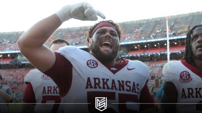 These top offensive linemen returning to college football should keep their quarterbacks happy and their running backs happier in 2025.