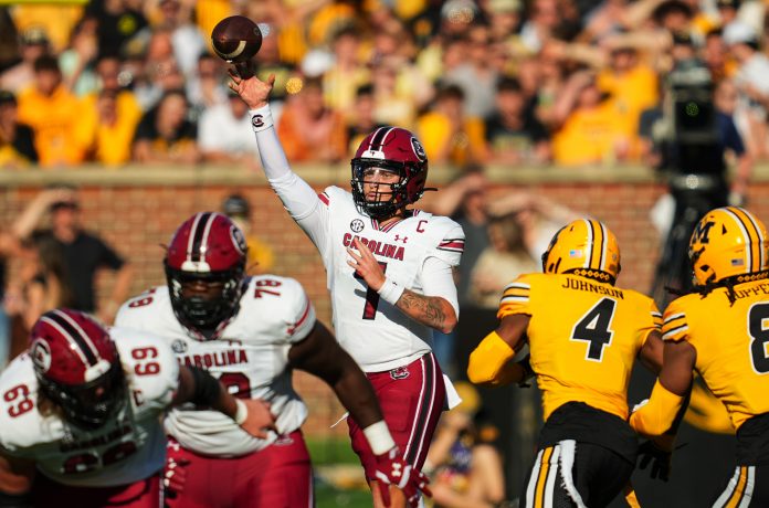 Here, we're ranking the best South Carolina Gamecocks QBs in school history.