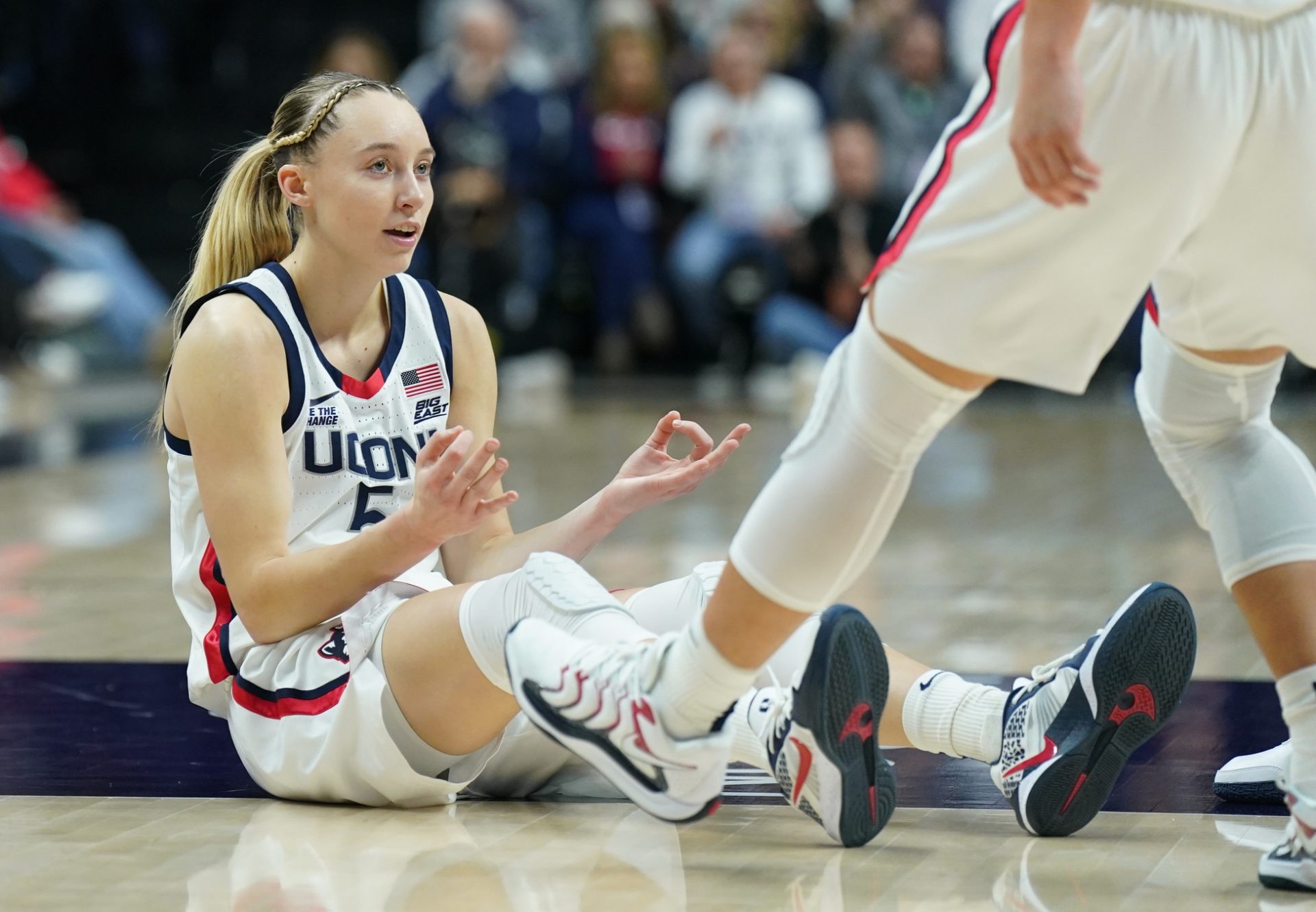 UConn's Paige Bueckers and TCU's Hailey Van Lith headline the midseason watchlist for the prestigious Wooden Award.